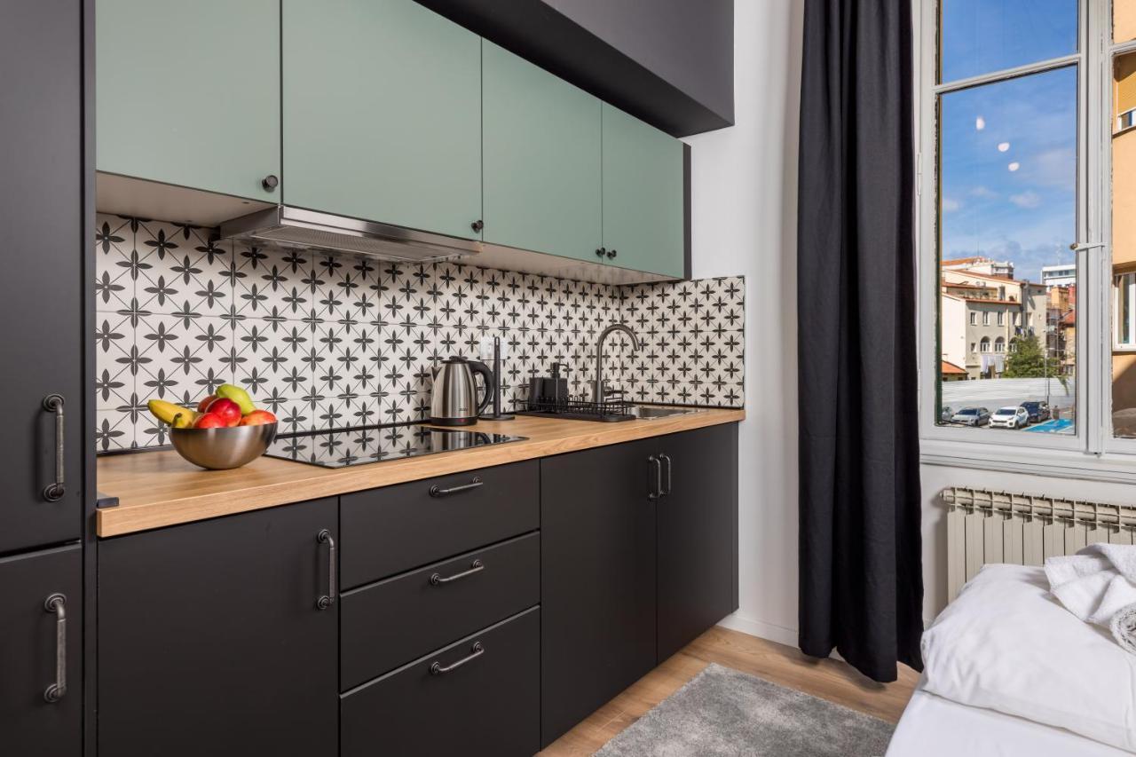Apartments & Rooms One World Rijeka Eksteriør billede