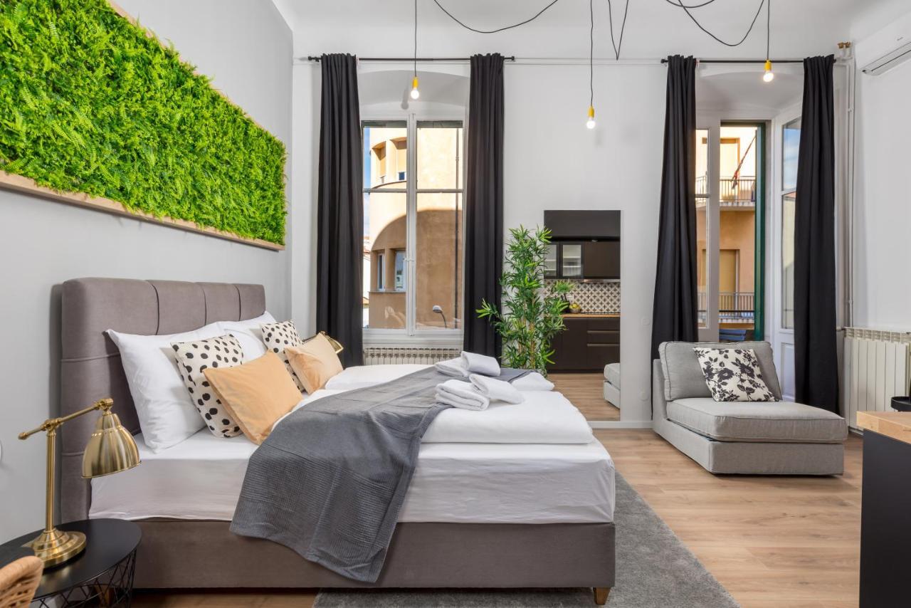 Apartments & Rooms One World Rijeka Eksteriør billede
