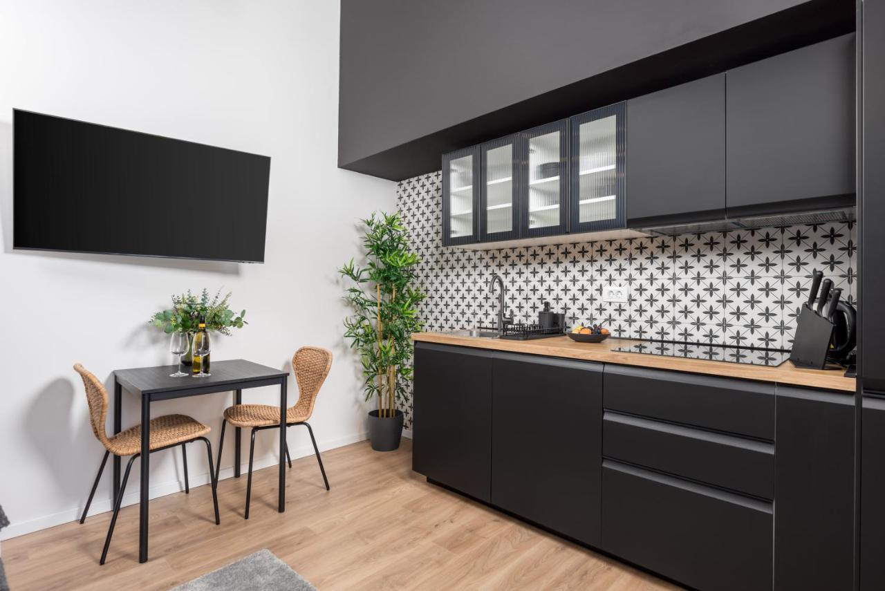 Apartments & Rooms One World Rijeka Eksteriør billede