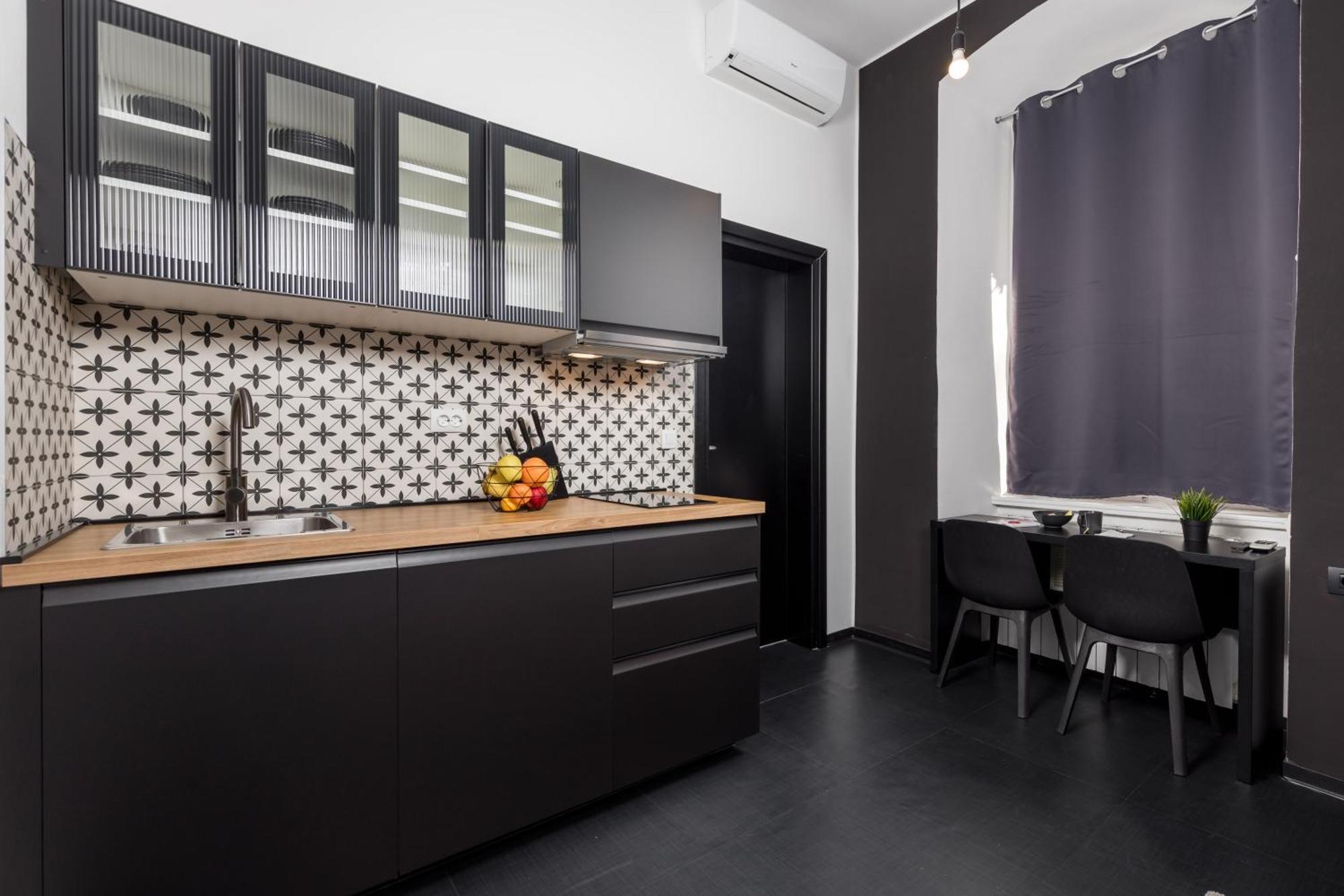 Apartments & Rooms One World Rijeka Eksteriør billede