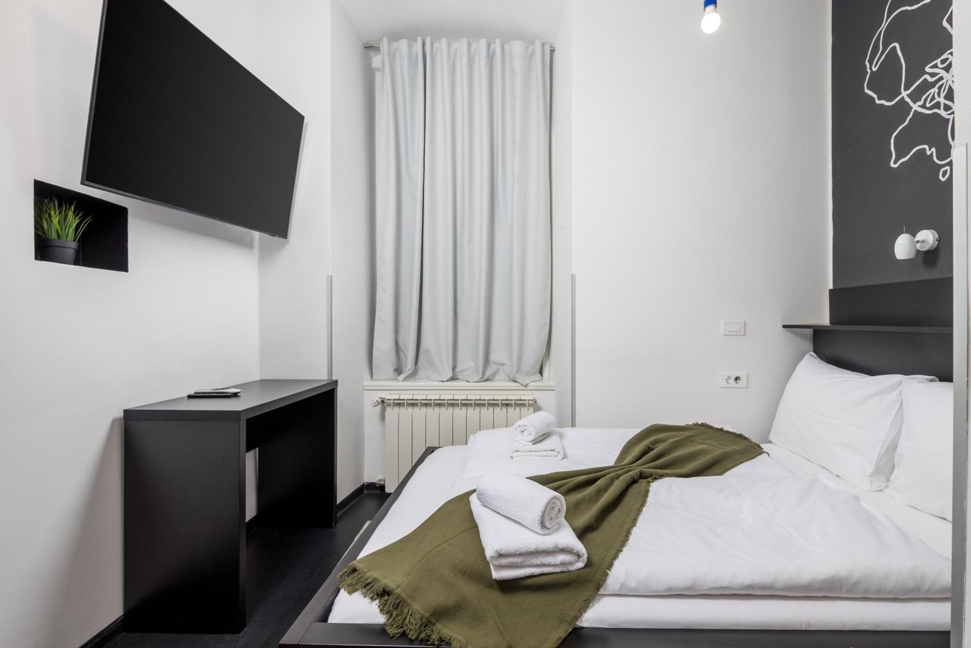 Apartments & Rooms One World Rijeka Eksteriør billede