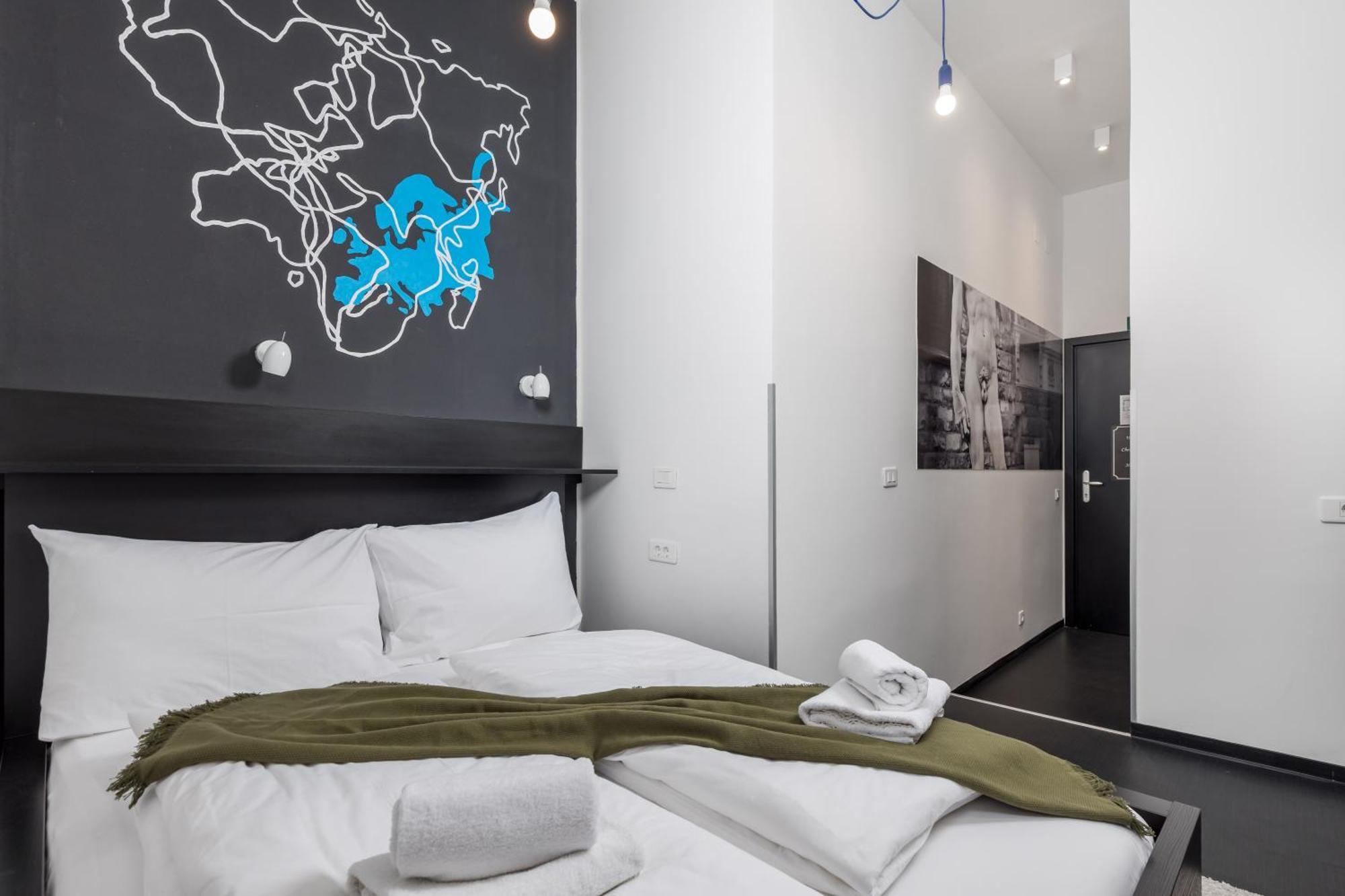 Apartments & Rooms One World Rijeka Eksteriør billede